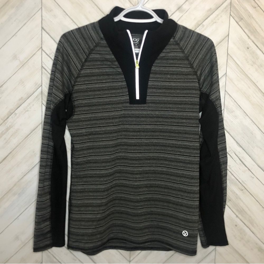 black and grey strip athletic long sleeve top